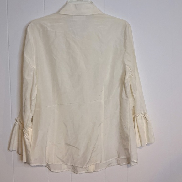 Loft XL button up blouse ruffled Sleeve - Picture 4 of 4